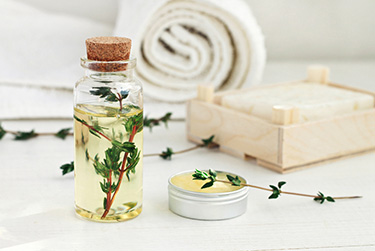 thyme oil treatment